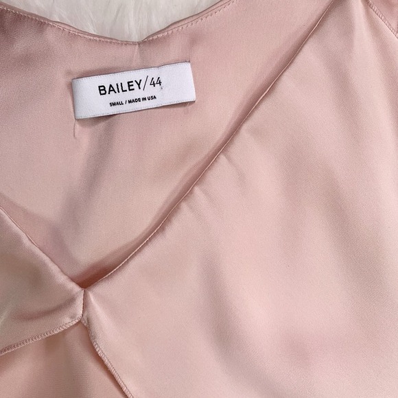 Bailey 44 Kate Top Cold Shoulder Champagne Pink Drape Blouse Small - Picture 5 of 14